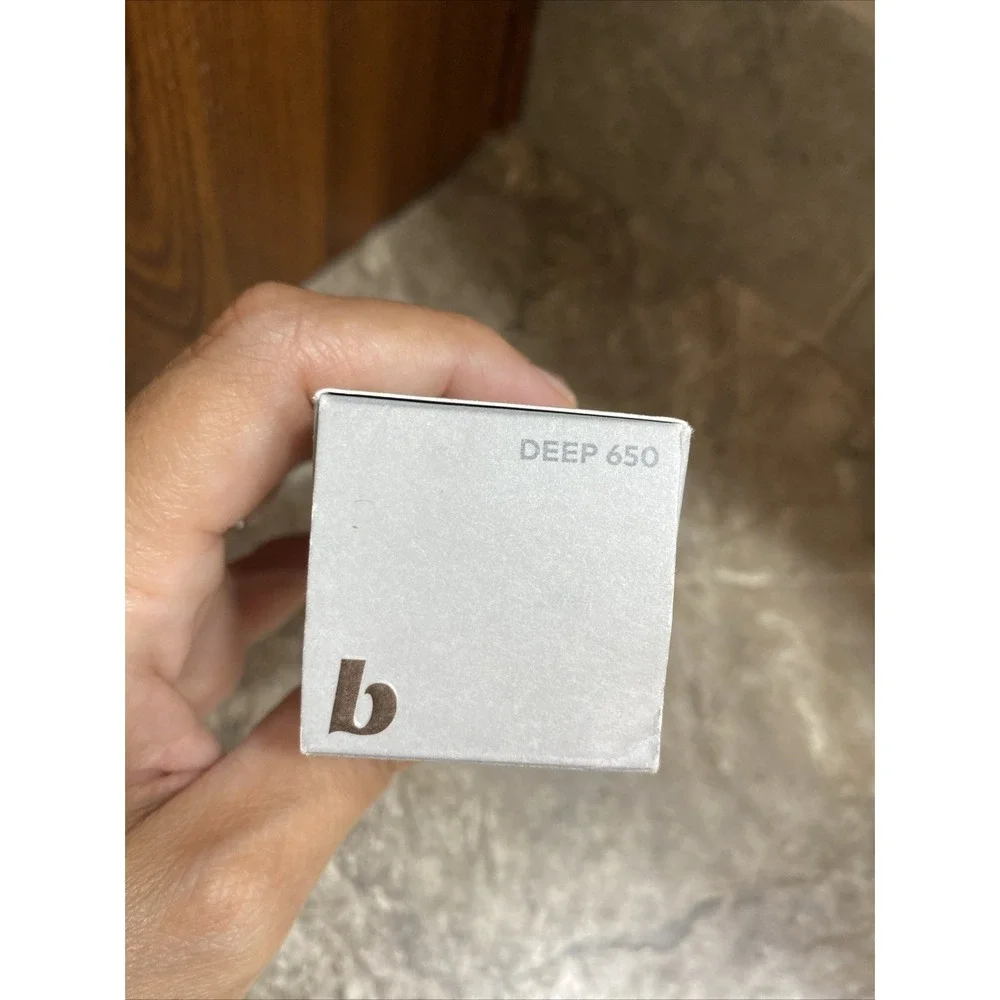 BNIB BEAUTYCOUNTER Skin Twin Featherweight Foundation 1 fl oz Each‎ Deep 650